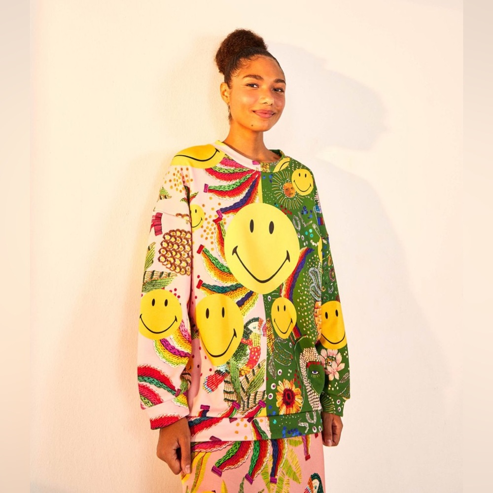FARM Rio Multicolor Smiley Sweatshirt - Picture 2 of 11